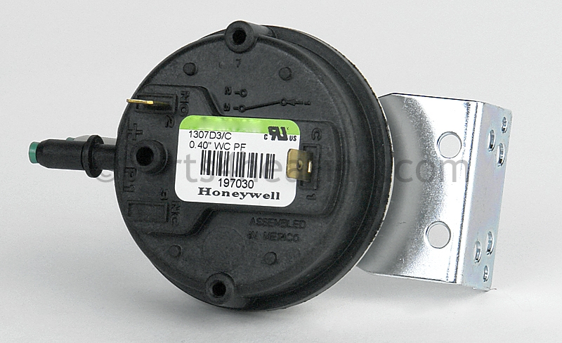 Reznor 197030 Pressure Switch - Parts4heating.com